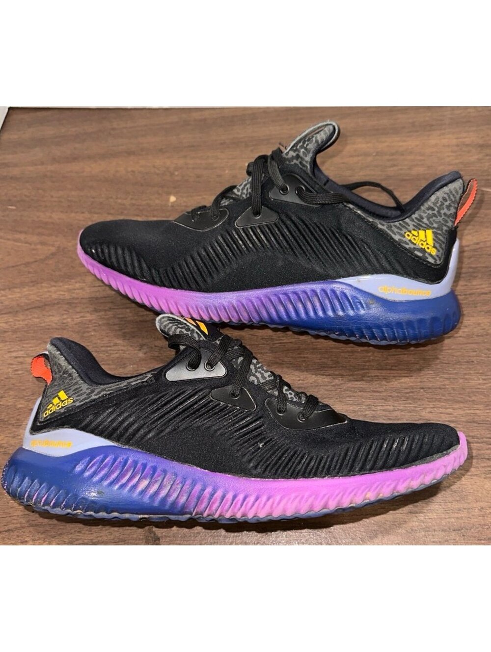 adidas AlphaBounce Solar Gold size 8